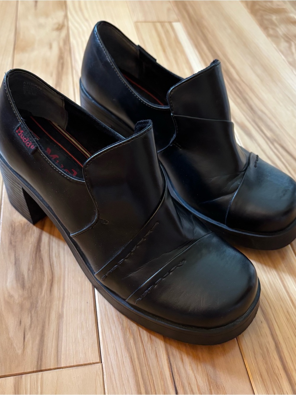 Vintage Y2K Mudd Black Chunky Loafer Style Heels